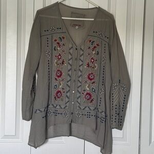 Johnny Was 3J Workshop grey tunic semi-sheer blouse w/ floral embroidery